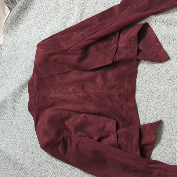NWOT BCBG MAXAZRIA BLAZER - Picture 2 of 4